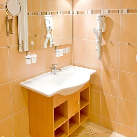 Dünenschloss Dünenschloss 1-42 * Ostseebad Kühlungsborn