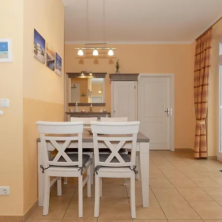 Dünenschloss Dünenschloss 1-42 * Ostseebad Kühlungsborn